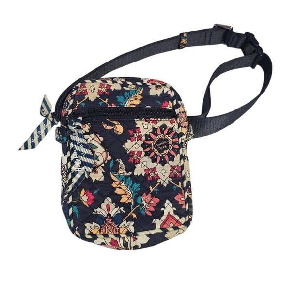 Vera Bradley Harry Potter Home to Hogwarts Small Adjustable Crossbody Bag 7" - Picture 1 of 10
